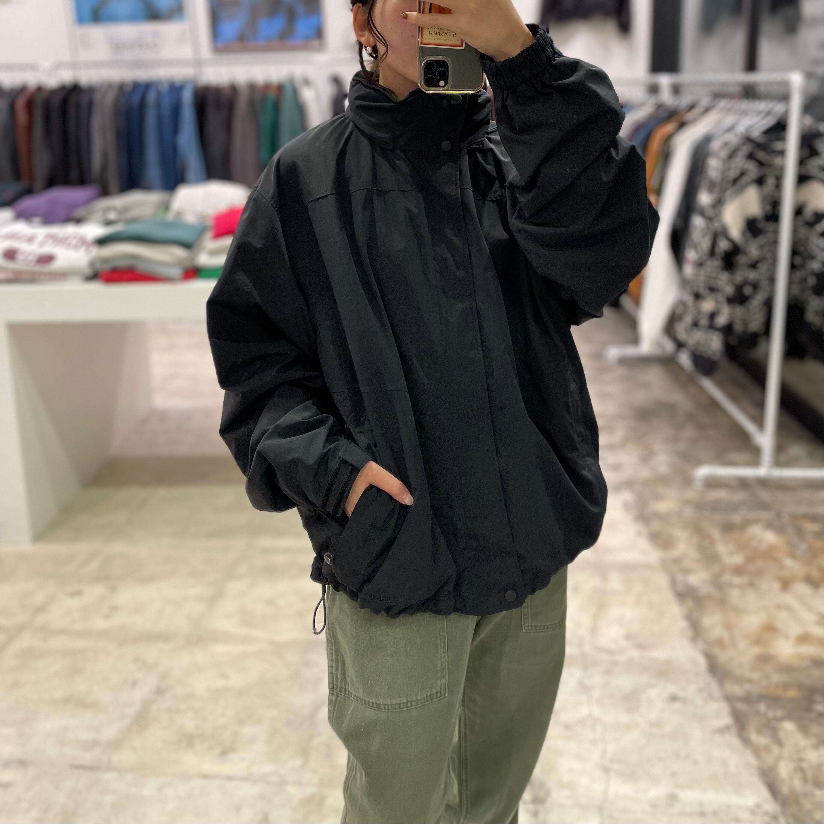 L.L.Bean used nylon jacket SIZE XL one day store