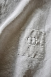 1900s フランス 手織リネン 大きなモノグラムと牧歌的ワンピース アンティーク