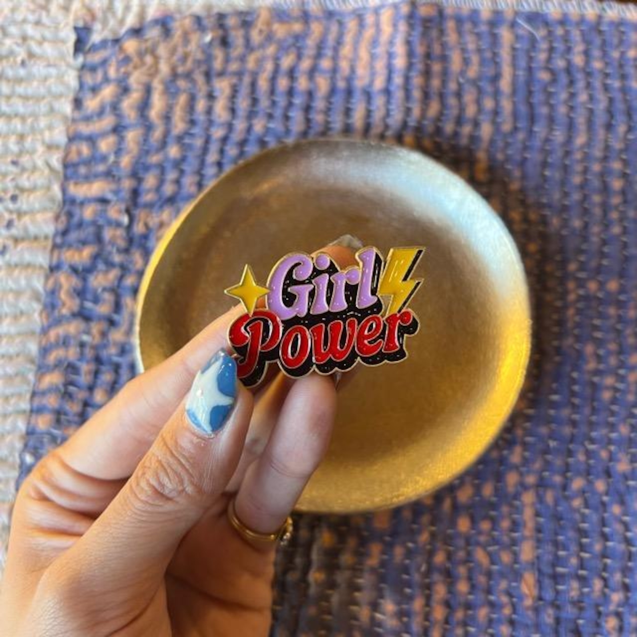 TOPANGA Jewelry　pin brooch　Girl Power　ピンブローチ　ガールパワー　プレゼント　ギフト　