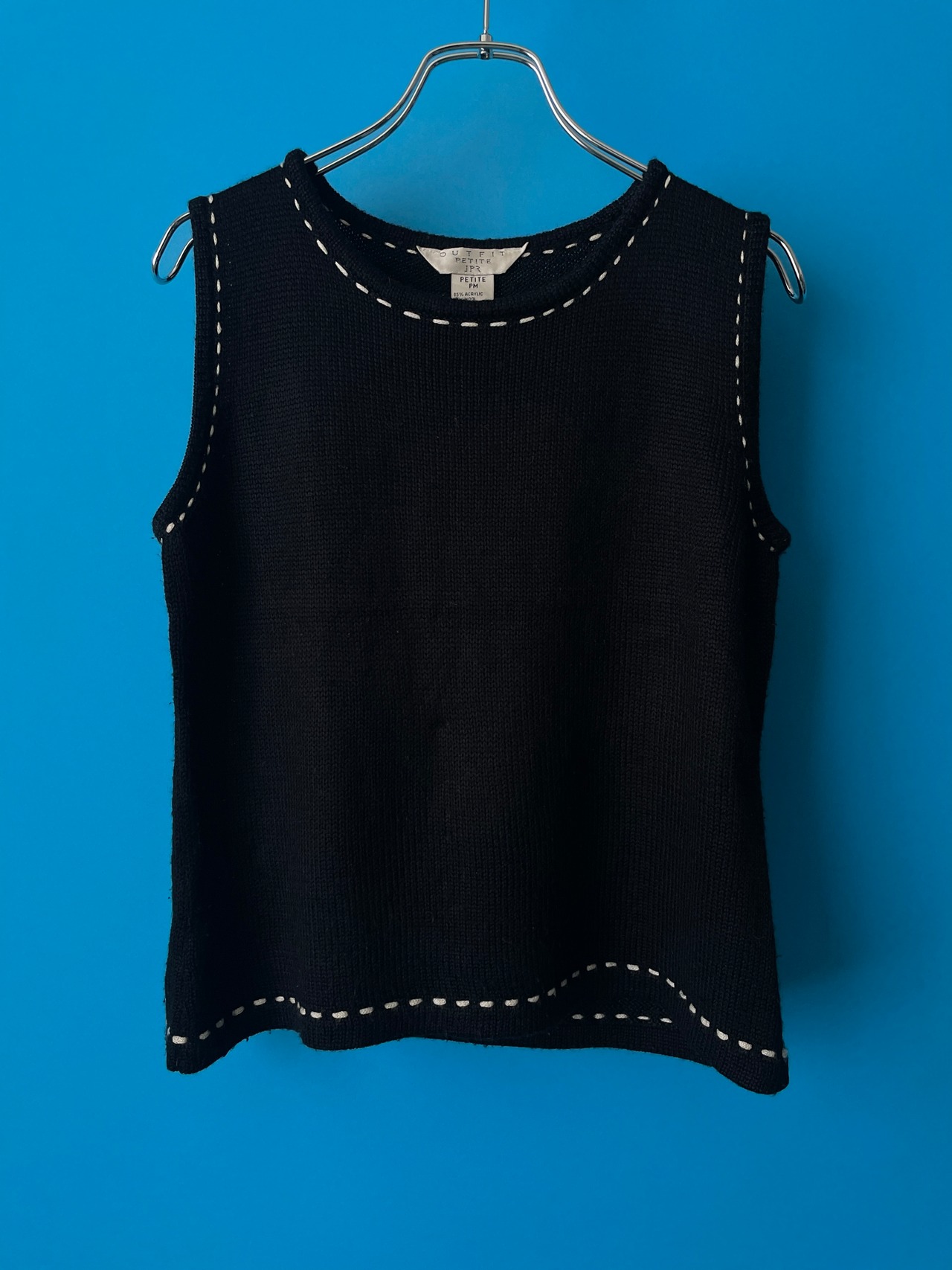 White stitch vest - 4