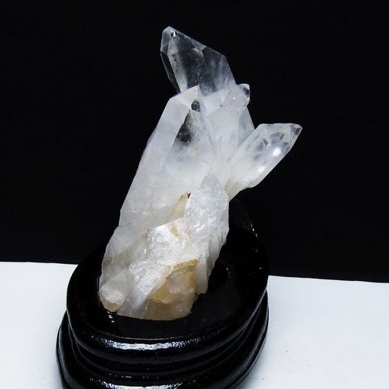 水晶 クラスター 水晶 原石 マダガスカル産 台座付属 一点物 182-6794