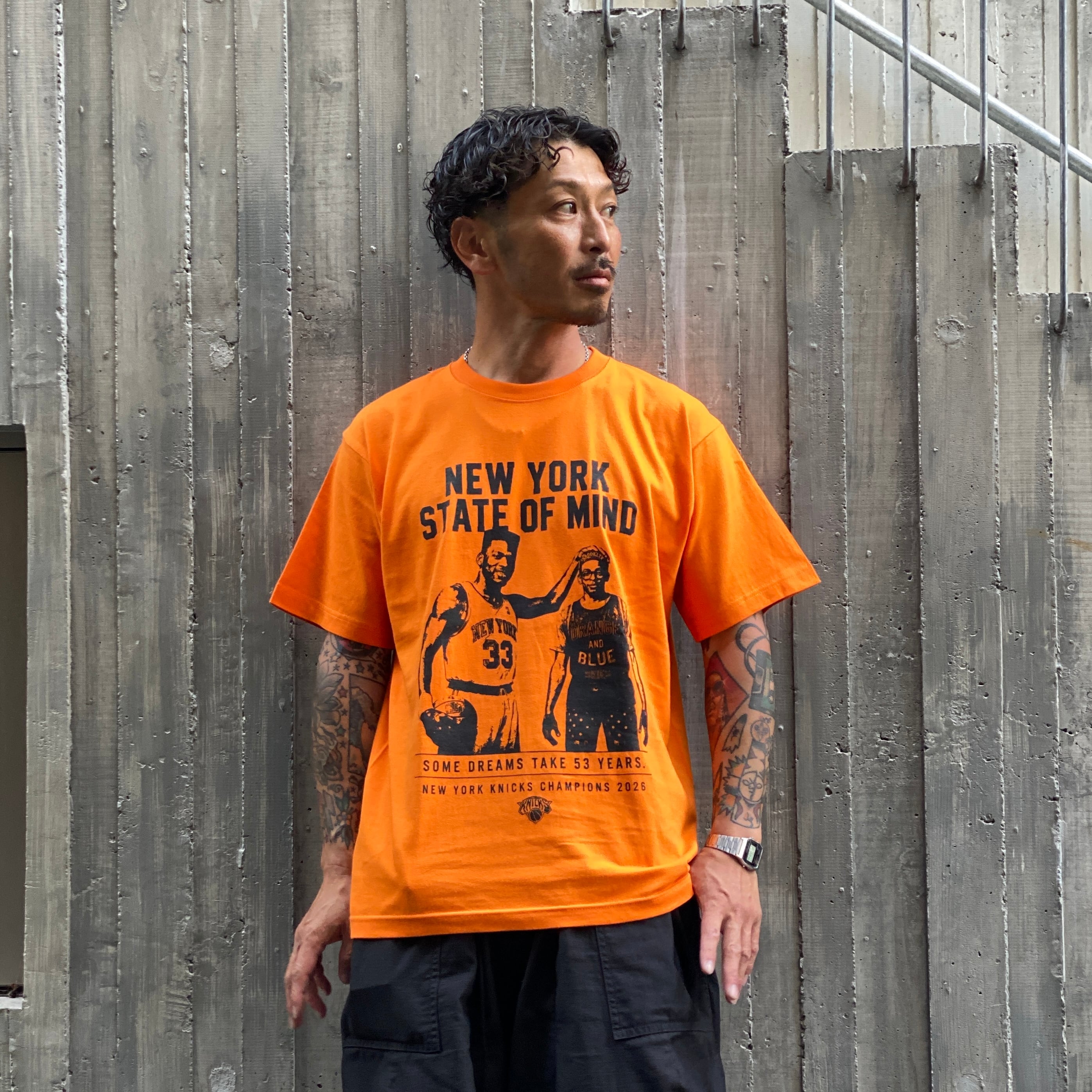 THE CITY NEVER STOPPED BELIEVING T-SHIRTS / ORANGE | RiverSide Base
