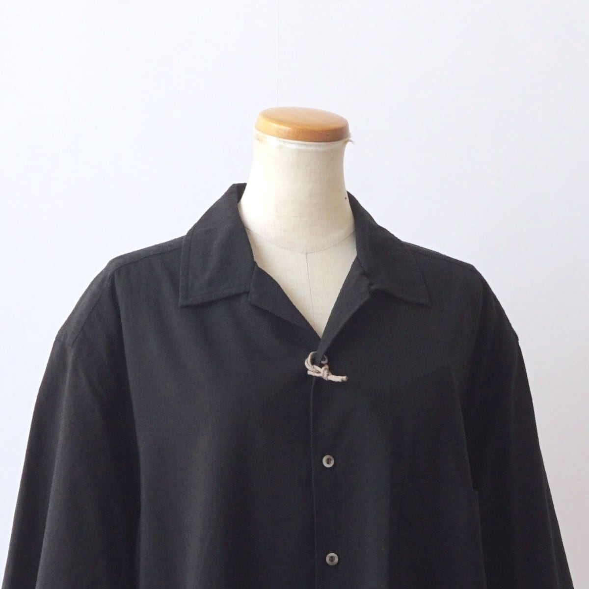 HERILL/ヘリル・Silk cotton nep Opencollar shirts | a flat shop