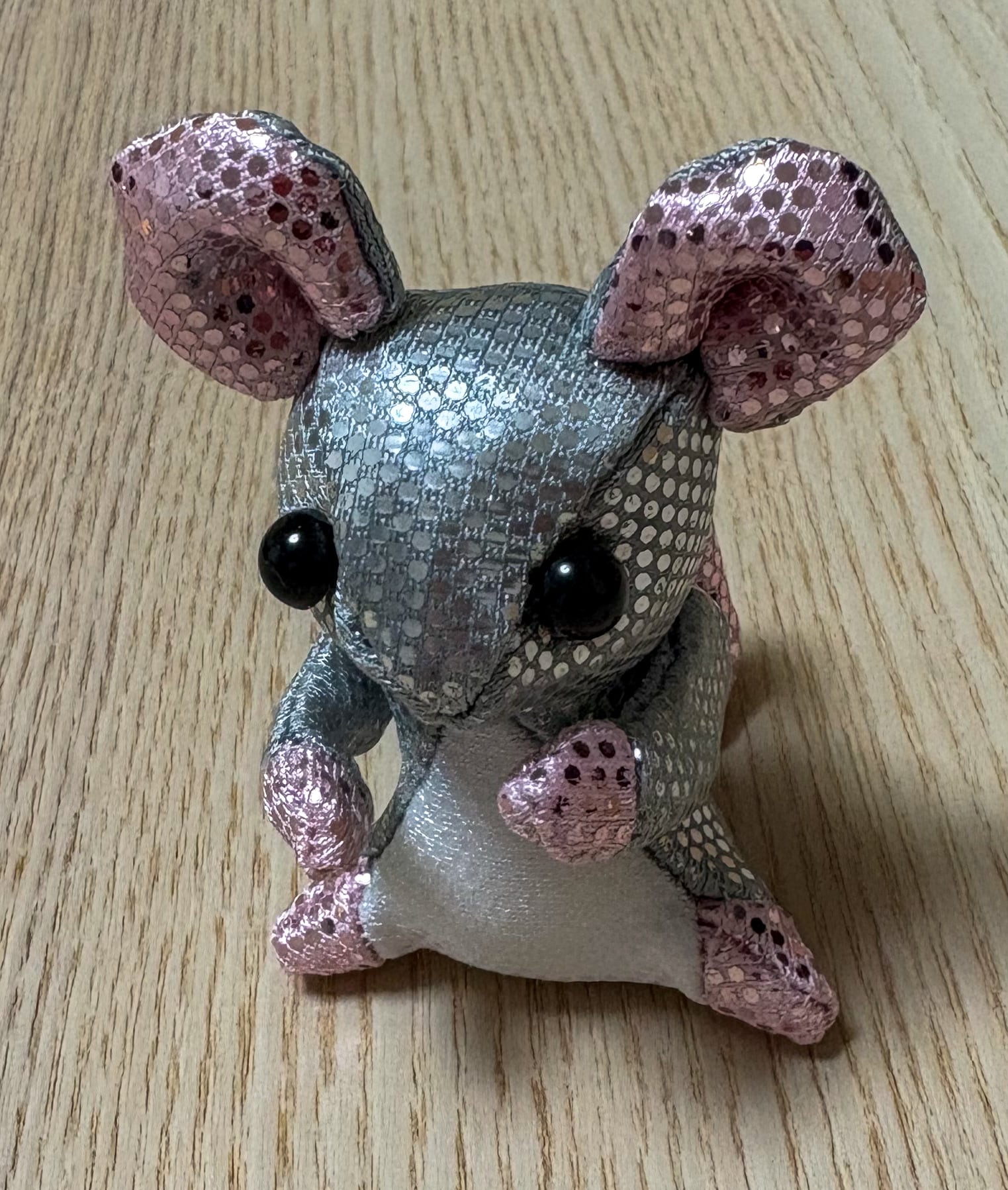 繁栄のネズミのぬいぐるみ