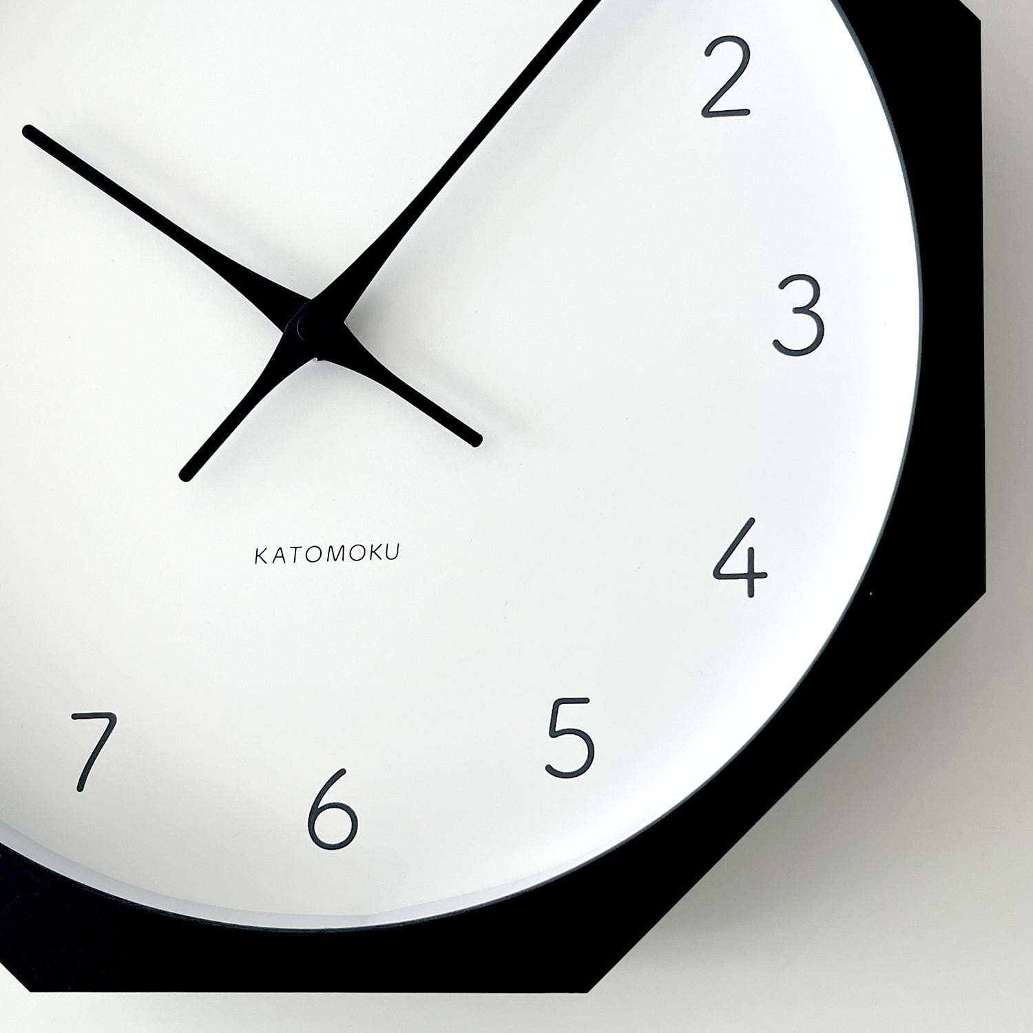 KATOMOKU muku clock 7 八角形 ブラック km-60BK8 | 加藤木工株式会社