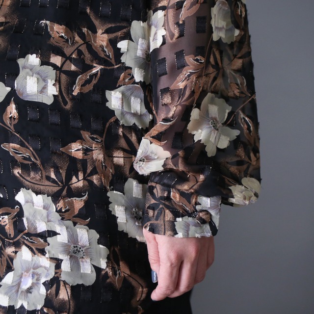 loose silhouette panel motif see-through flower design shirt