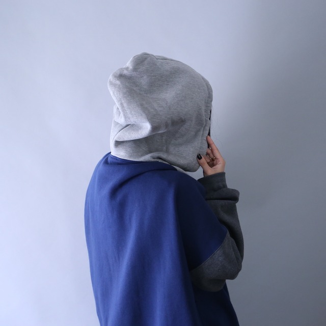 asymmetry switching color design over silhouette sweat parka