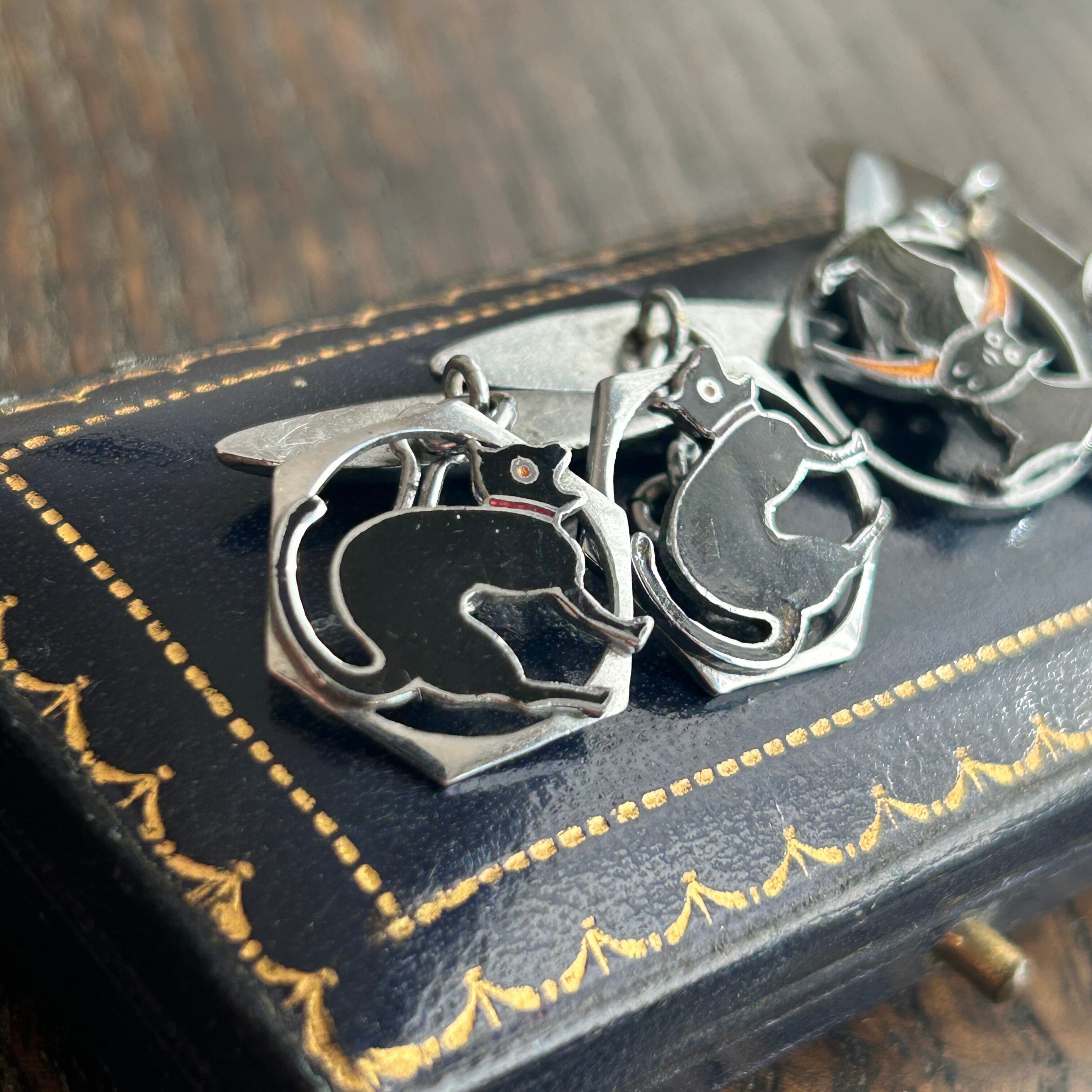 アンティーク　和製ヌーボー　黒猫のカフス