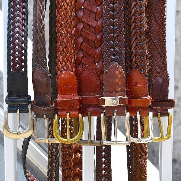 90'sビンテージ古着！DOCKERS 本革レザーベルト ウエスタンバックル付き