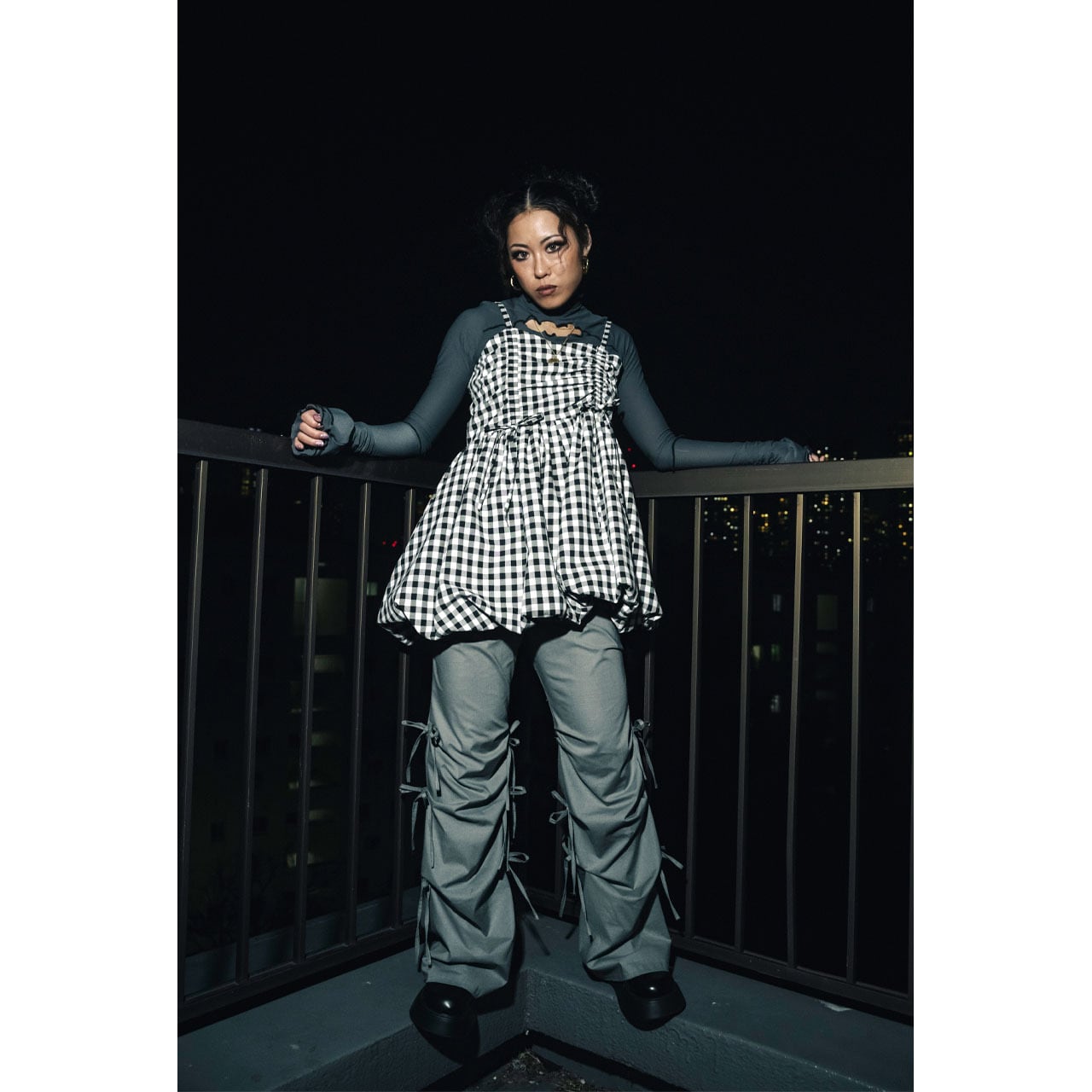 Shirring Tuck Balloon Mini Onepiece | LITZY 公式オンラインストア