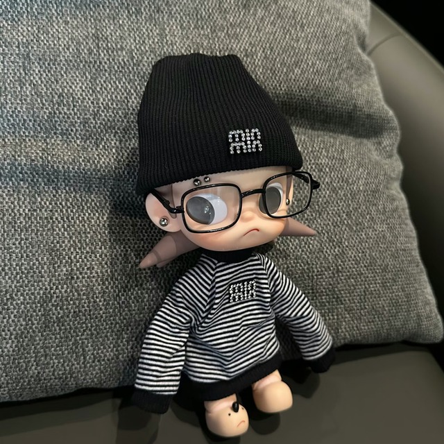 モノトーンのプレミアムスタイル！Zsiga 1/8 BJD ブラックストライプコーデ 20cm 球体関節人形 上質でスタイリッシュ 合わせやすいデザイン