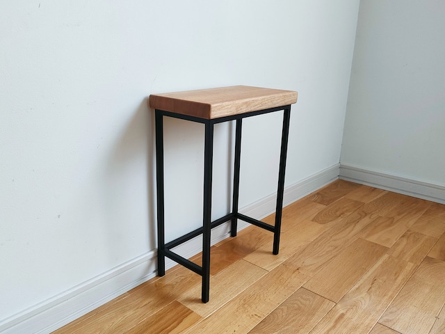 【1台限定】Iron chokotto Stool　Side Table スツール/サイドテーブル（くるみ無垢材）