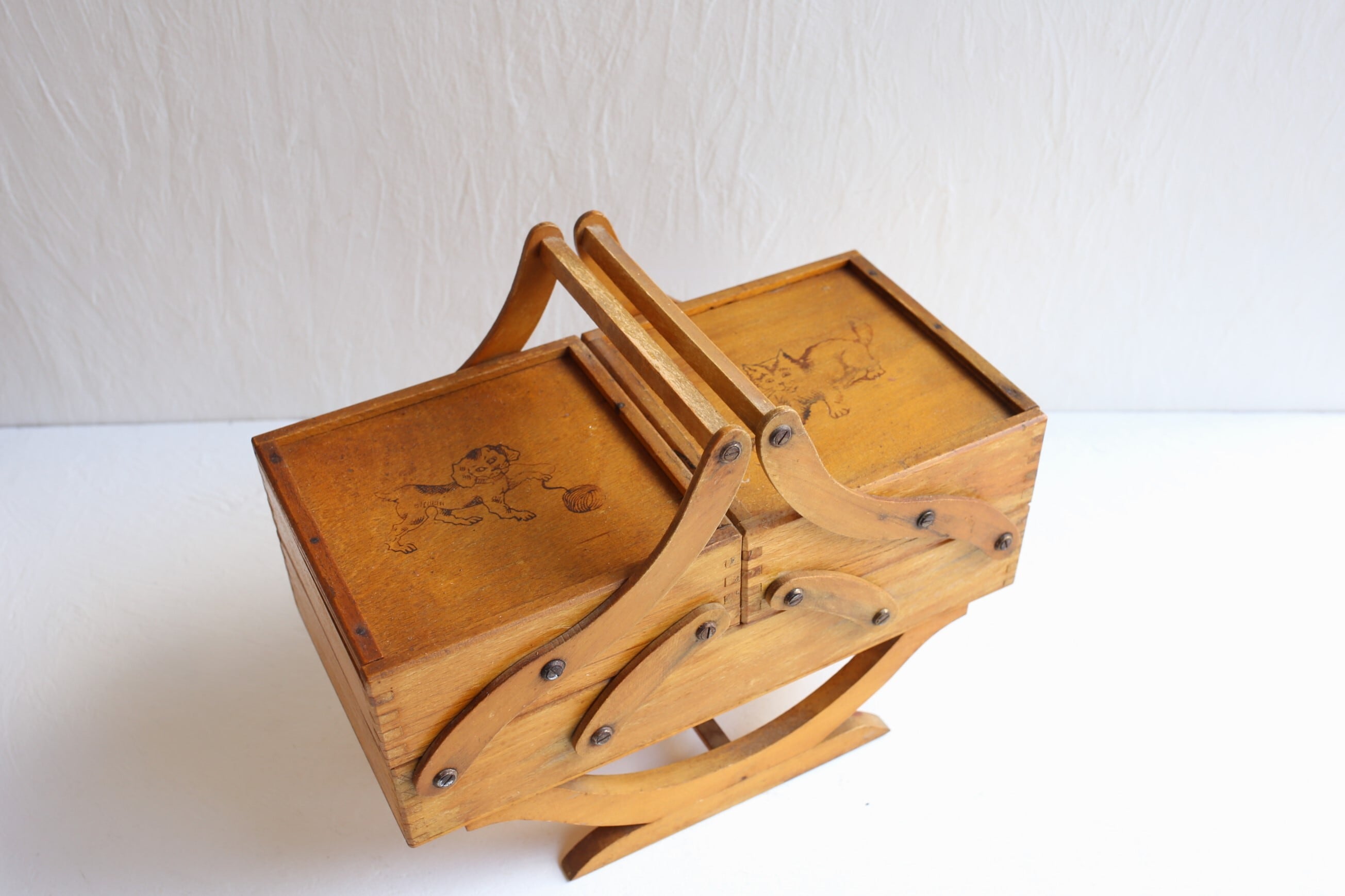 フランス アンティーク ヴィンテージ 木製 ソーイングボックス イヌネコ柄 N-05304