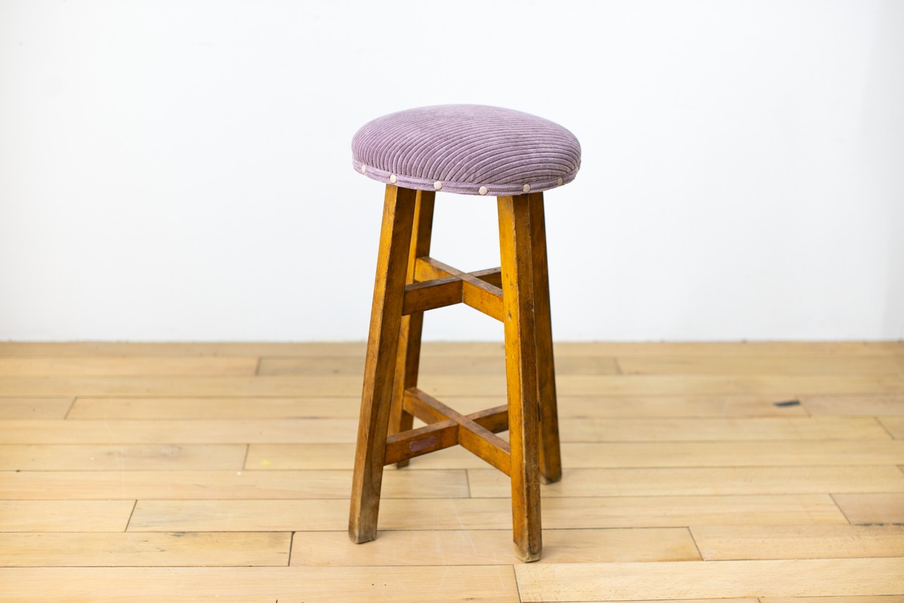GOOD LUCK CHAIR 006