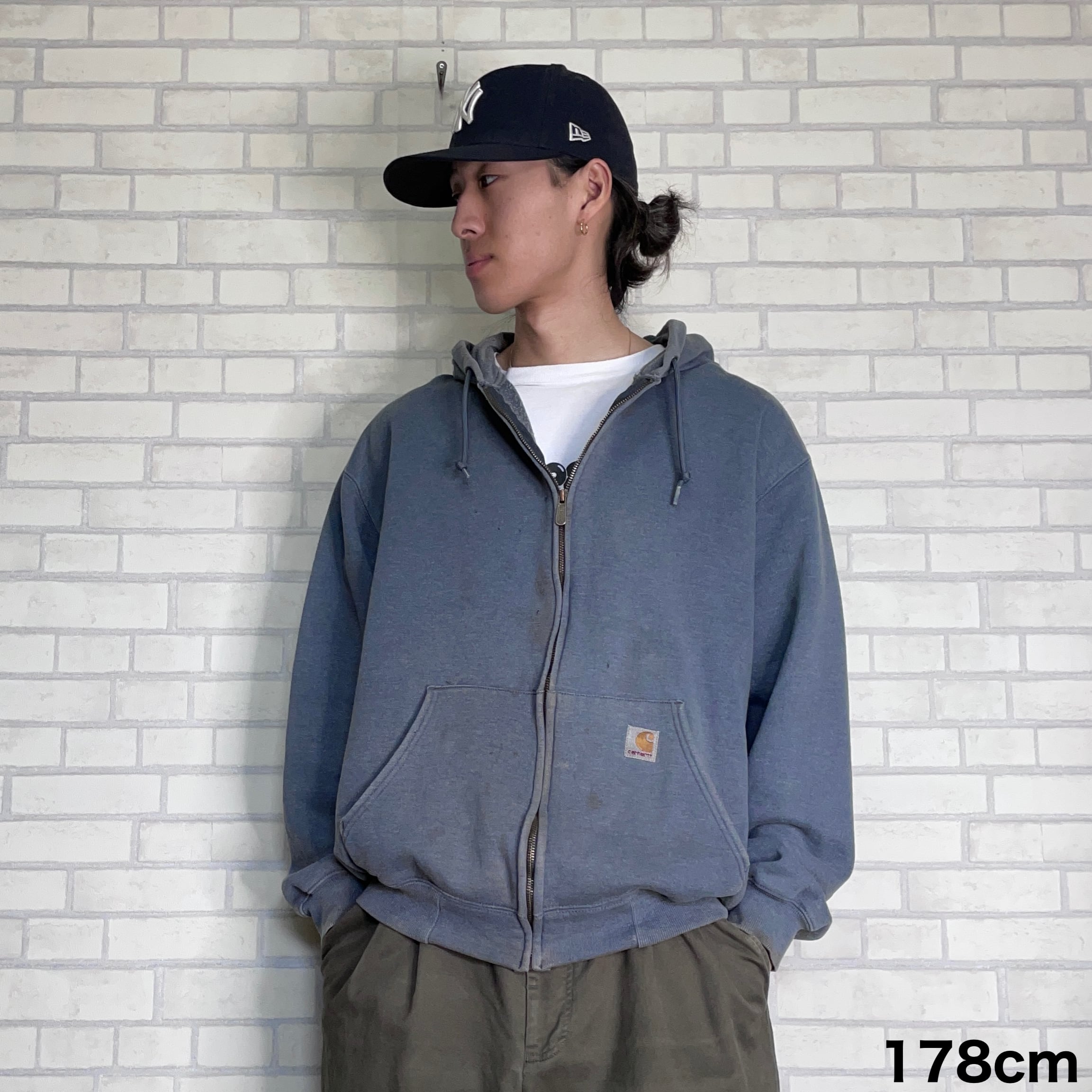 Carhartt パーカー L（XL相当）厚手 フルジップ ブランド刺繍 | 古着屋 