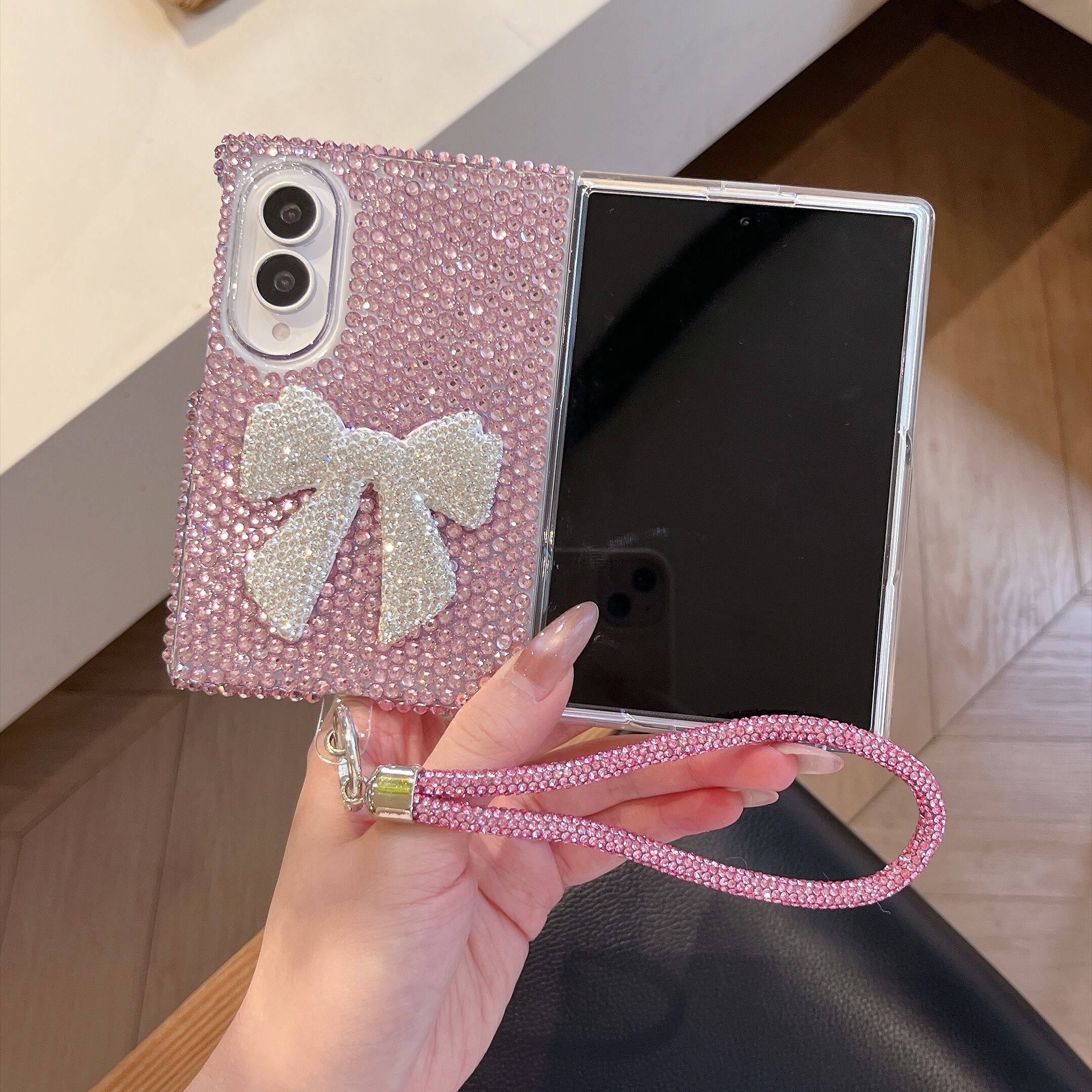 リボン Galaxy Z Fold8 / Fold8 Ultra ケース キラキラ ラインストーン
