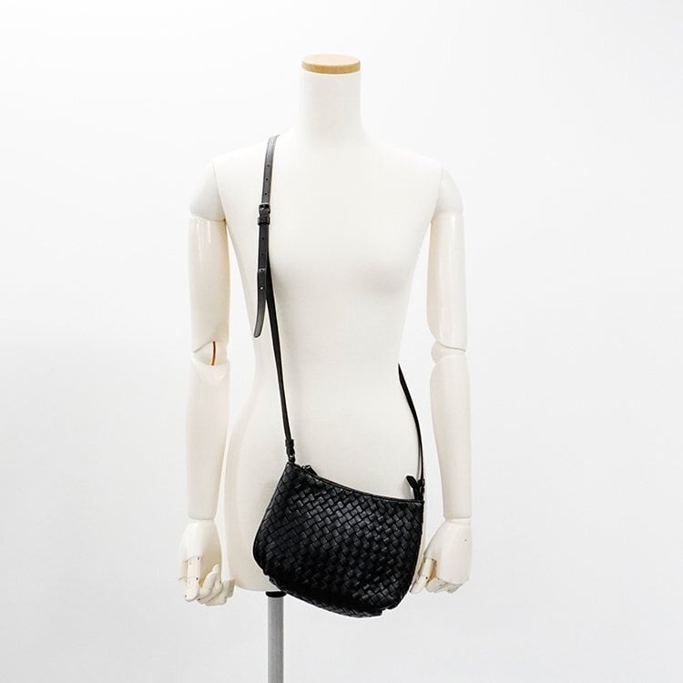 美品】BOTTEGA VENETA ボッテガヴェネタ イントレチャートショルダー ...