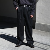 INTERIM / SUPER 120'S LIGHT WOOL FRANO WITH LEATHER PIPING 2-TUCK STRAIGHT SLACKS