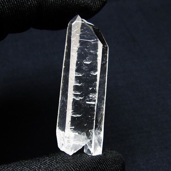 水晶 原石 アーカンソー産 一点物 171-7220