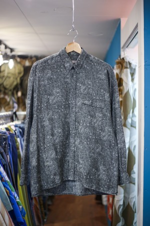 Euro metallic botanical design shirt