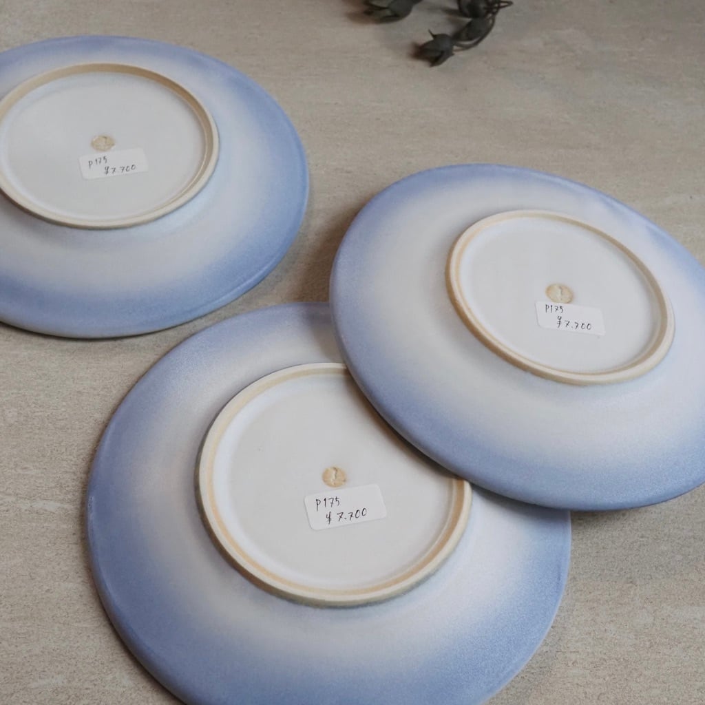 うつわやみたす/マナティ皿