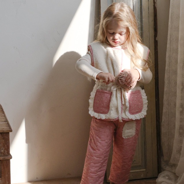 《予約》FLO ¨ gran vest