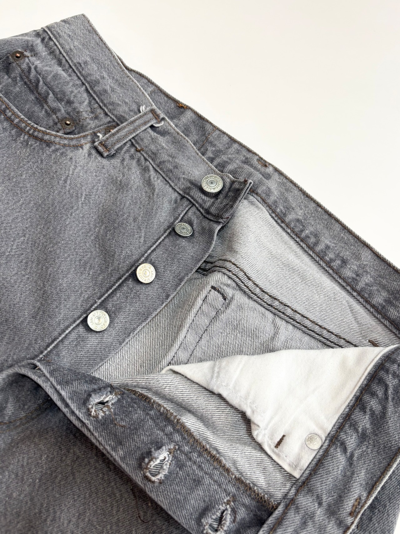 80s Levi’s 501-0658 BLACK DENIM PANTS MADE IN USA Size W34L32→W32L31