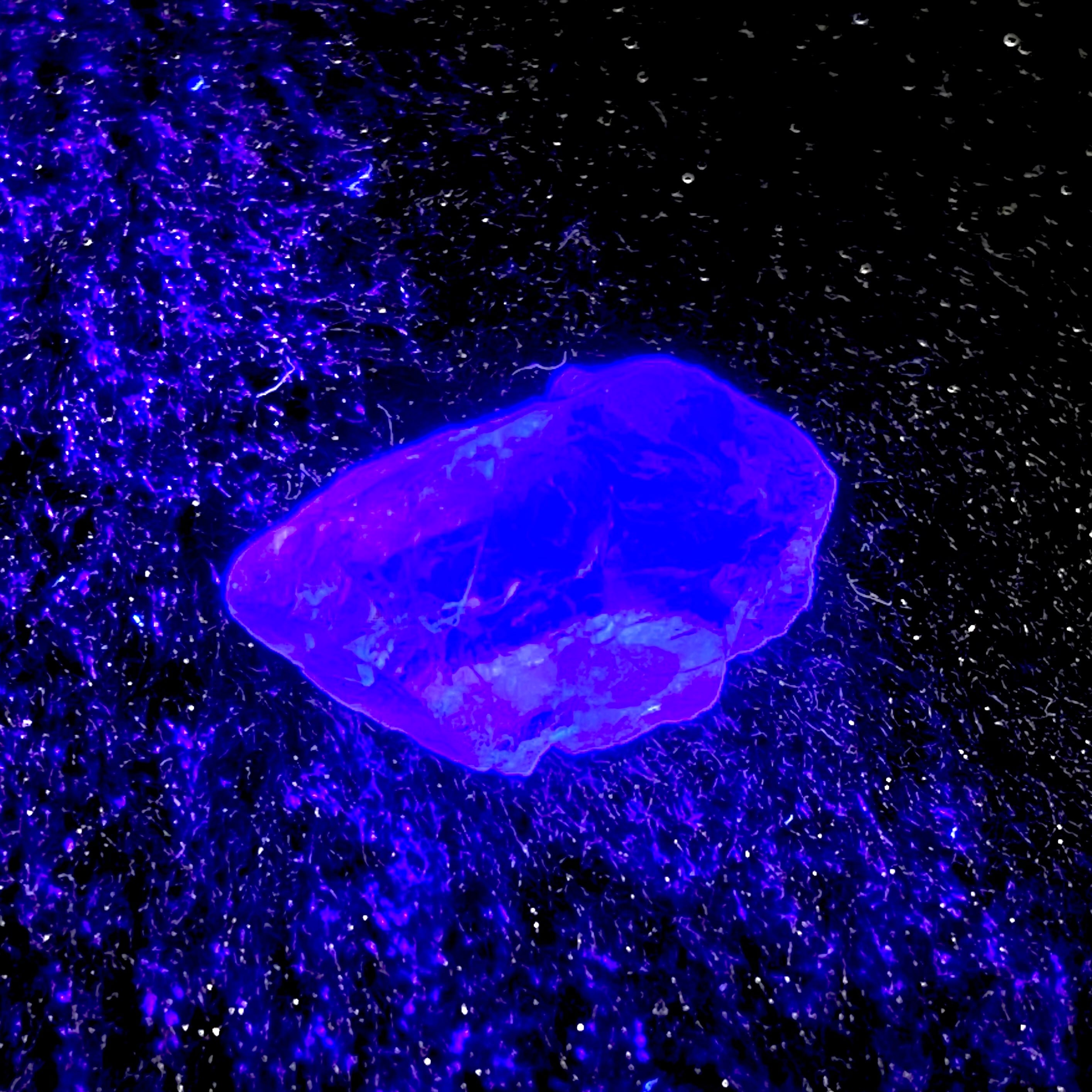 コロンビア　ボヤカ産　希少　カラーチェンジフローライト コロンビア・ボヤカ産カラーチェンジフローライト原石-131水晶