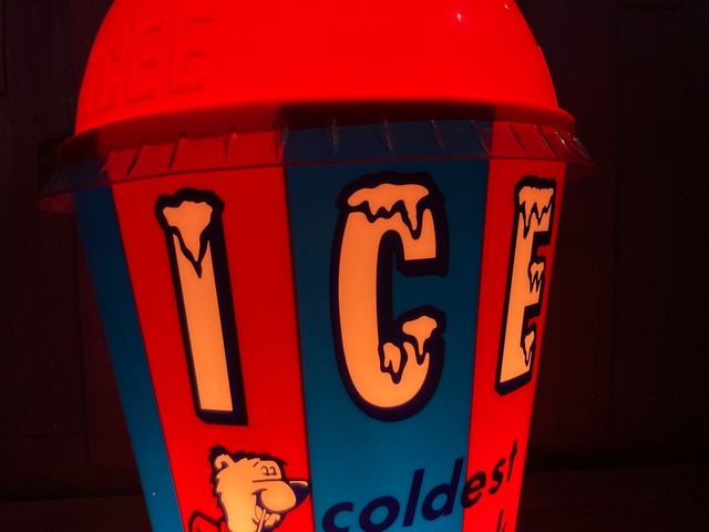 ICEE BEAR LIGHT UP SIGN | CEREAL（シリアル）
