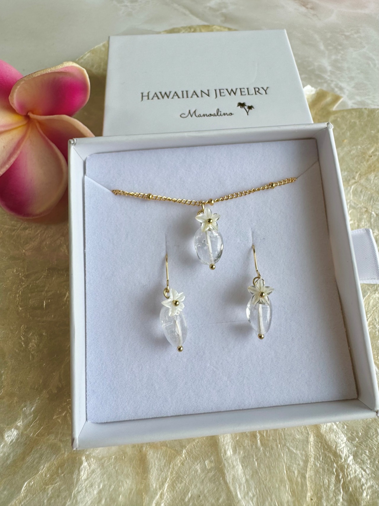 【SET】Crystal×Plumeria necklace ＆earrings(クリスタル×プルメリアネックレス＆ピアス、イヤリングセット)
