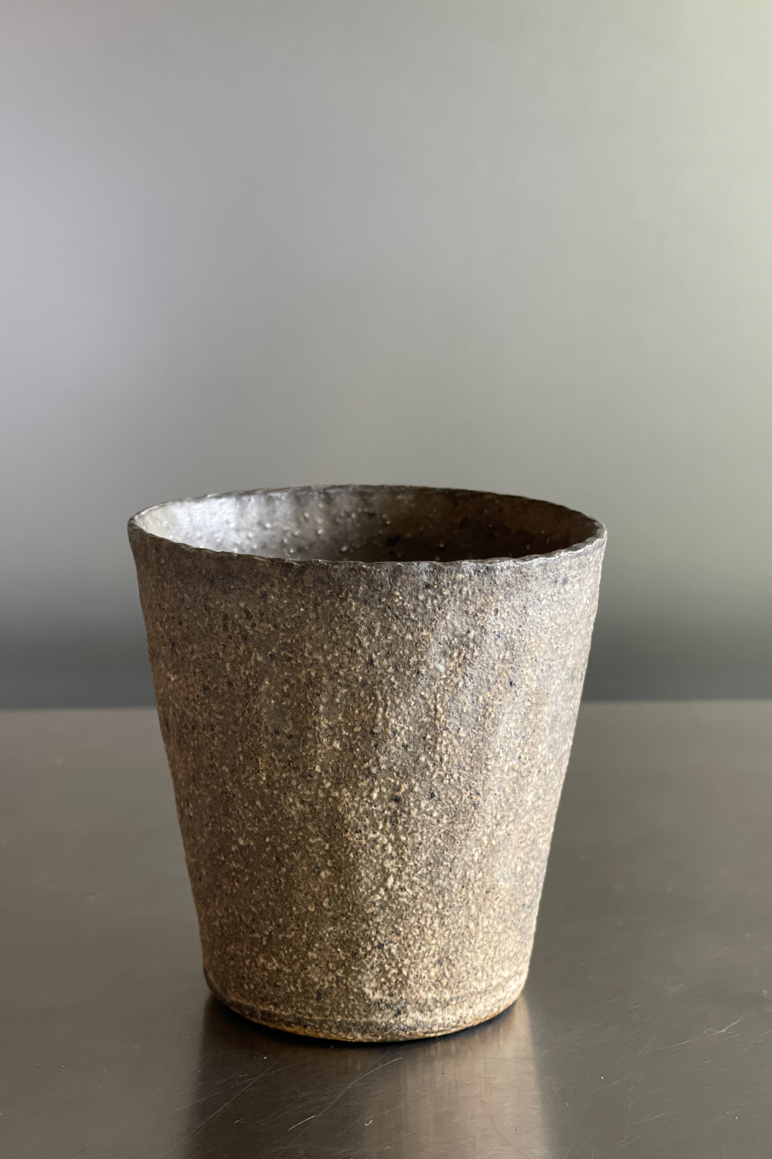 村上躍　白灰化粧器 村上躍 白灰化粧鉢 - queen and the chair