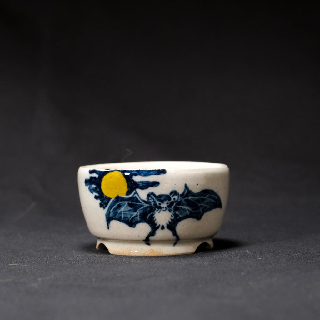 盆栽鉢　落款有り　受け皿　箱付き　龍泉 楽天市場】盆栽鉢 手造り くらま皿 岩器 5号 受け皿素材の良さが