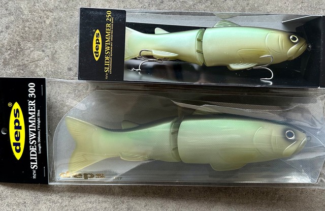 【deps】new SLIDE SWIMMER 300