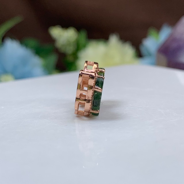 6.トルマリン蝶々・貫通穴☆パーツ