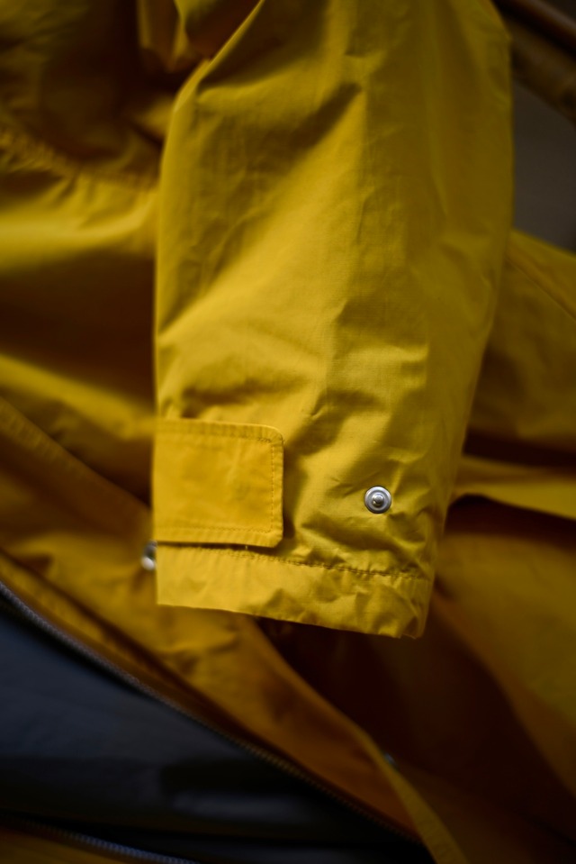 blackbird / hooded short blouson (yellow)