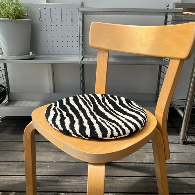 artek アルテック ゼブラシートクッション | ihana design(イハナ