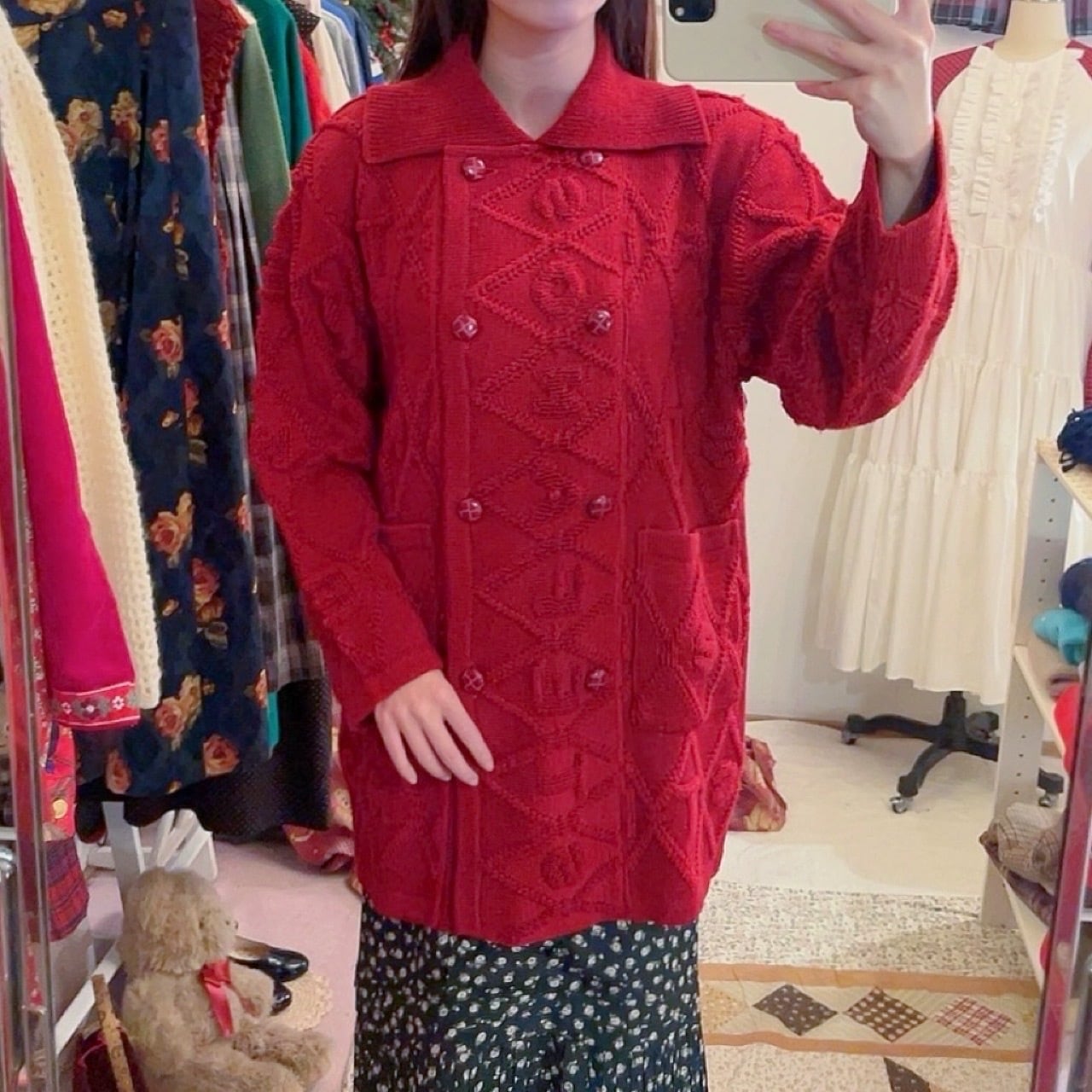 red diamond pattern double button knit