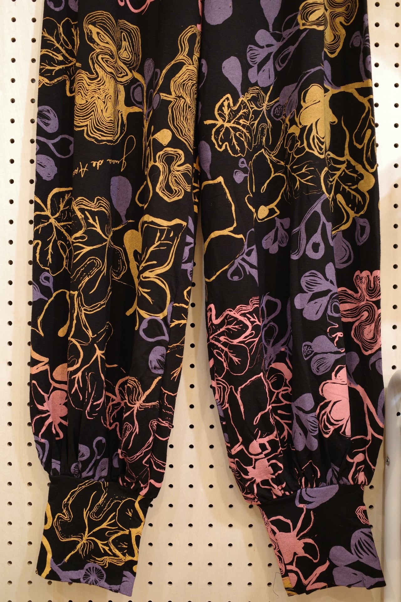 アラジンパンツ size L (ブラック/いちじく柄) 29 | juanadearco