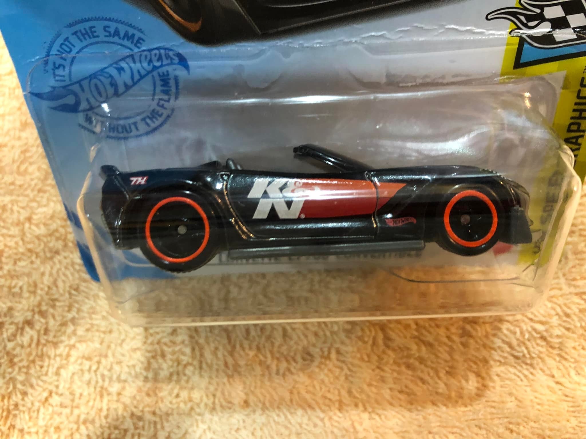 ホットウィール スーパートレジャーハント CORVETTE C7 Z06 ホット