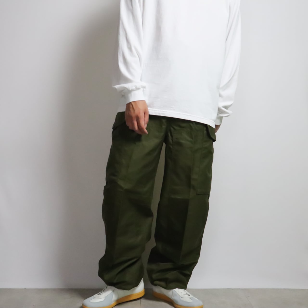 DEADSTOCK】CANADIAN ARMY ECW WINDPROOF OVER PANTS カナダ軍