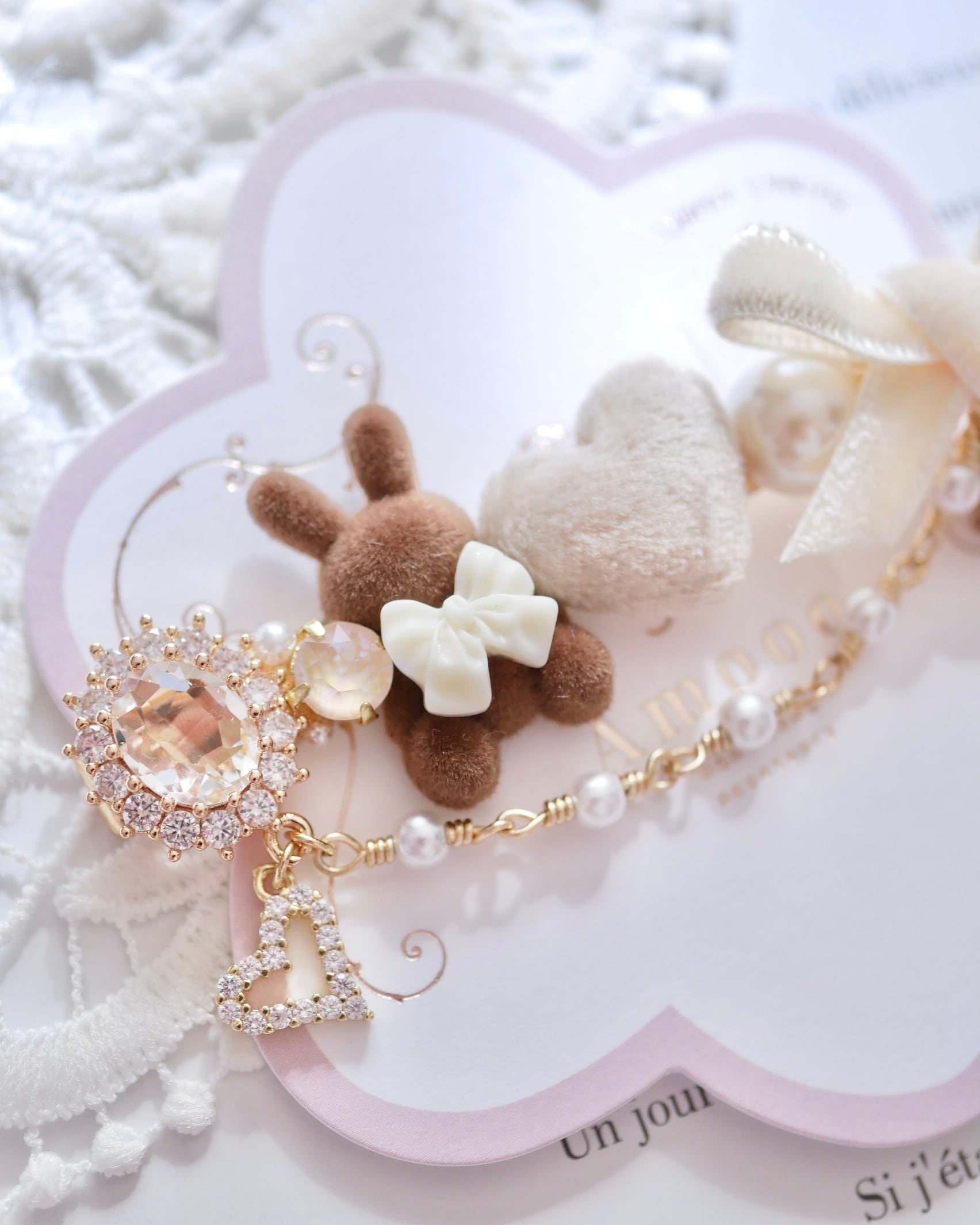 フルオーダーメイド ヘアアクセサリー カチューシャの髪飾りです♪ 単品でご使用頂いても可愛いですが