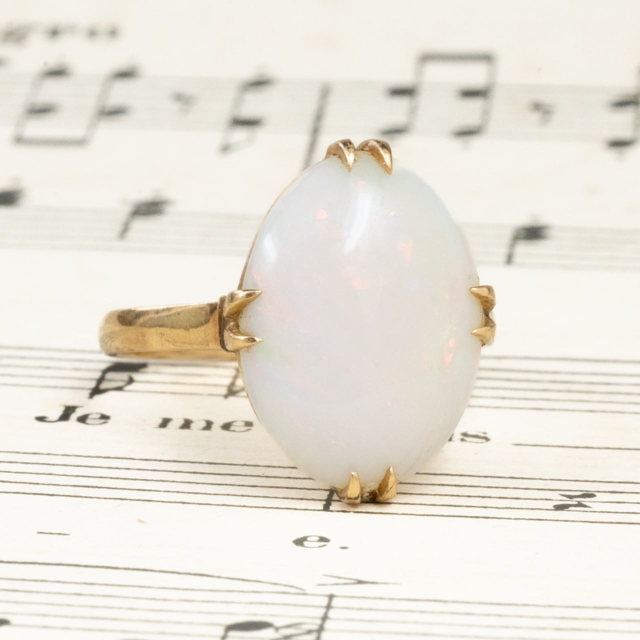 昭和レトロ オパールリング K18 千本透かし ヴィンテージ 指輪 和ジュエリー 遊色 カボション MOR00690