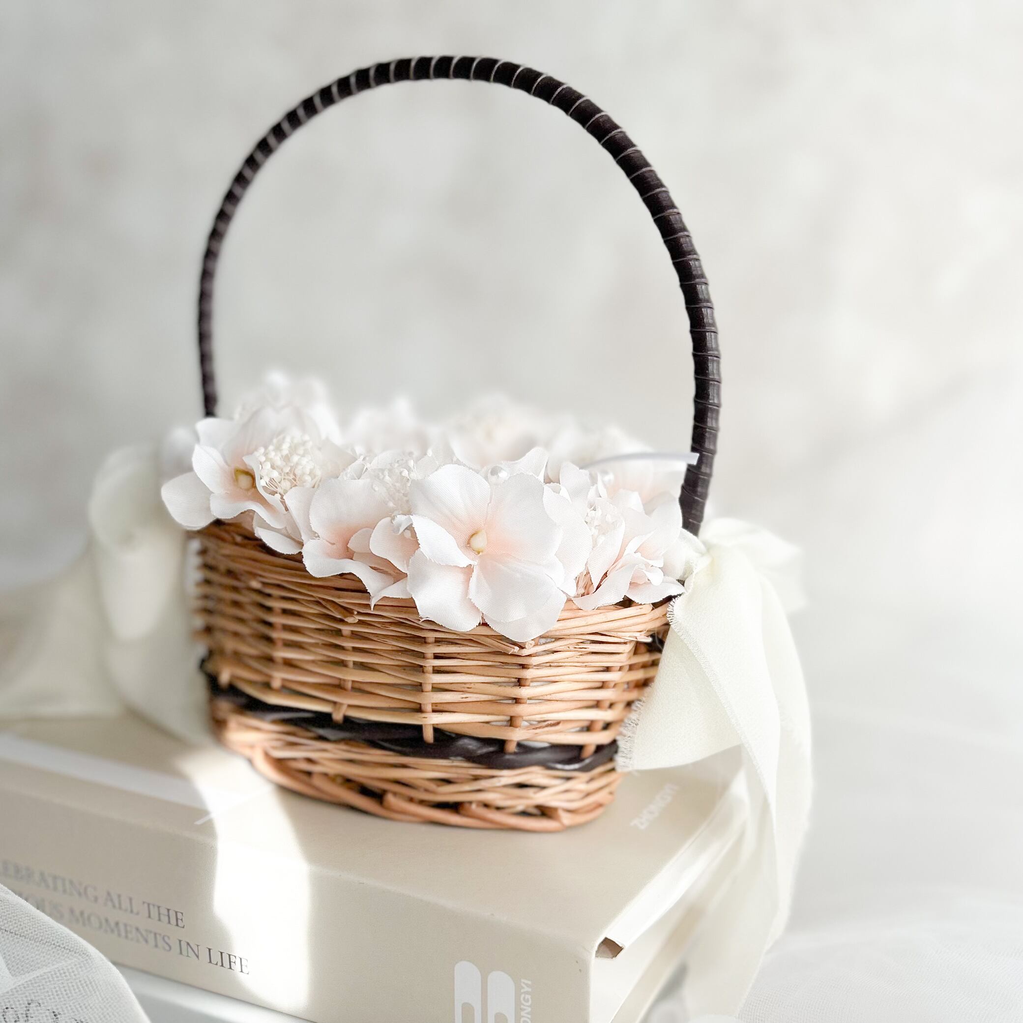 Oval babypink ring pillow （造花/brown）