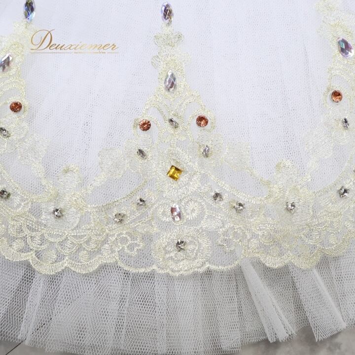 バレエ 衣装 チュチュ エトワール ドンキ 花嫁 白 金 コンクール 発表