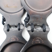 フラメンコ パリージョ カスタネット ブラック系 CASTANUELAS DEL SUR 楽器 小物 ペア 両手 模様 袋 ケース セット 黒 茶 レッスン 練習 ステージ イベント 艶 光沢 パフォーマンス ブラウン系