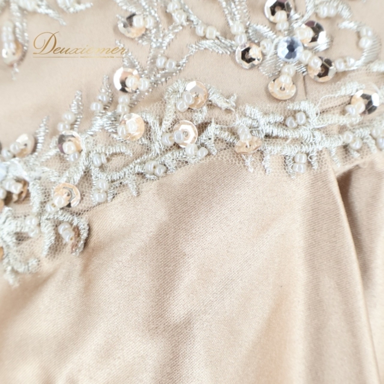 パーティドレス fine feathers ファインフェザーズ ワンピース ドレス 演奏会 発表会 カラードレス 結婚式 披露宴 前撮り 撮影 ブラウン系 ベージュ系 ゴールド系 高級感 光沢感 おしゃれ ドレスアップ フォーマルスタイル シンプルエレガンス レディース 結婚式二次会 上品 撮影会 華やか 結婚式用 フォーマルドレス