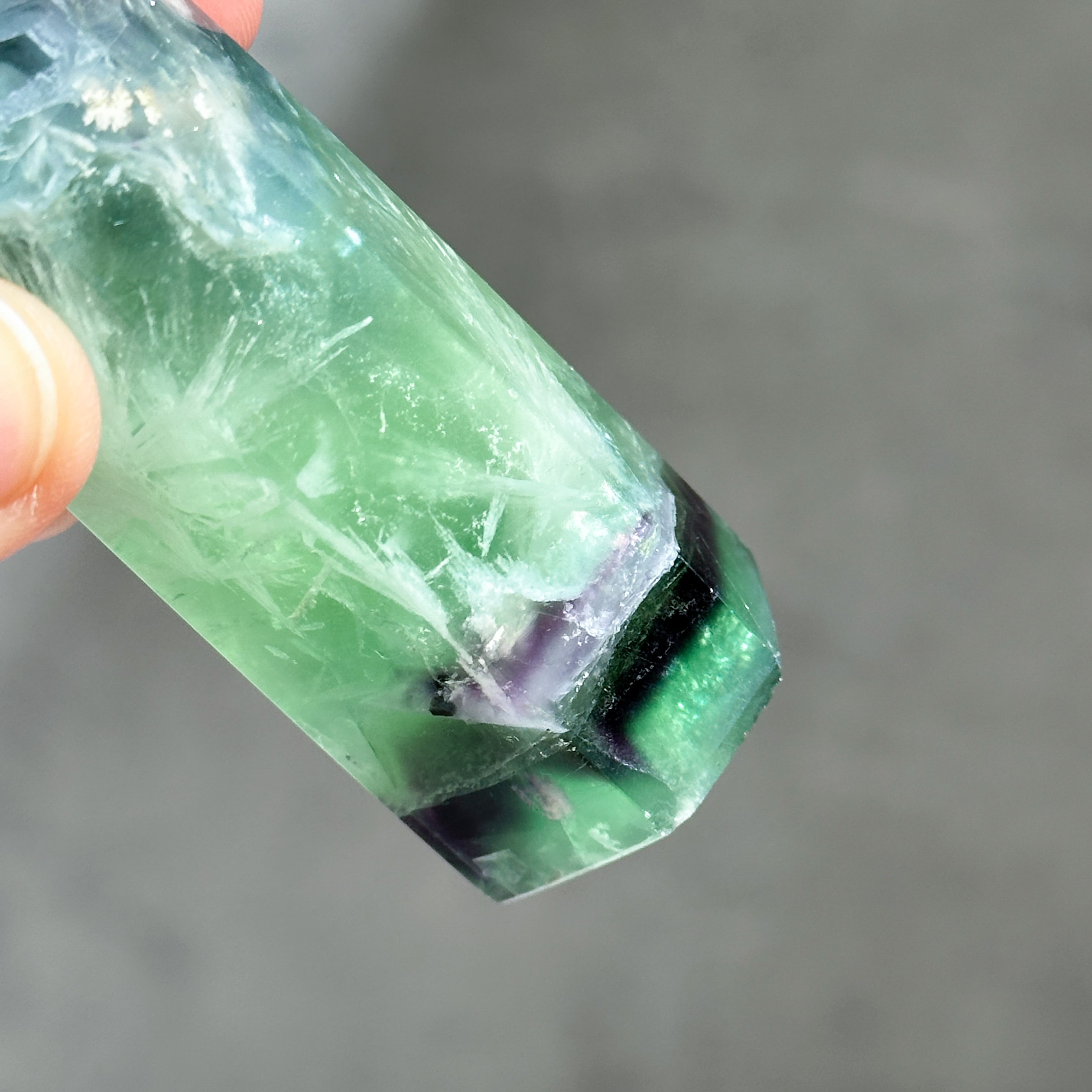 エンジェルフェザーフローライトタワー型 95◇ Angel Feather Fluorite