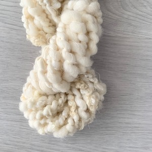 手紡ぎ糸 / Hand Spun Yarn (YNF01-22)