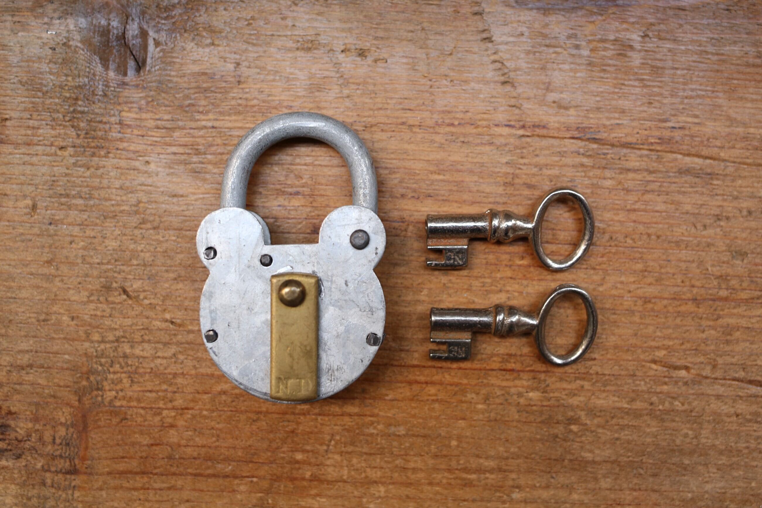 フランス アンティーク ヴィンテージ クマ型 南京錠 パドロック(小)鍵2本付き N-01529p