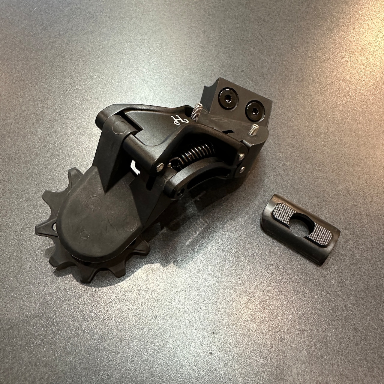 H&H [C Line] Tensioner Derailleur Set